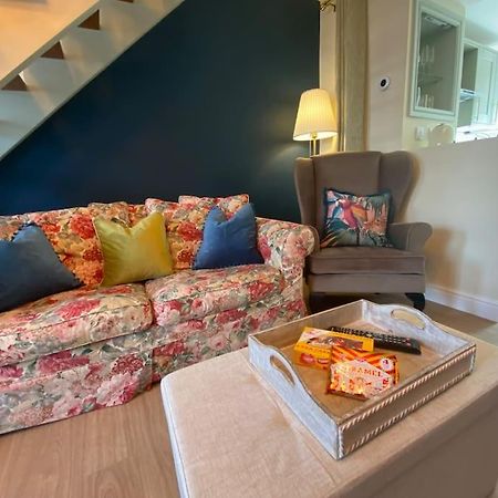 Wee Cottage - Super King Bed! Penpont エクステリア 写真